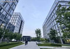 <b>园区设屋顶企业家跨境商贸演核心</b>